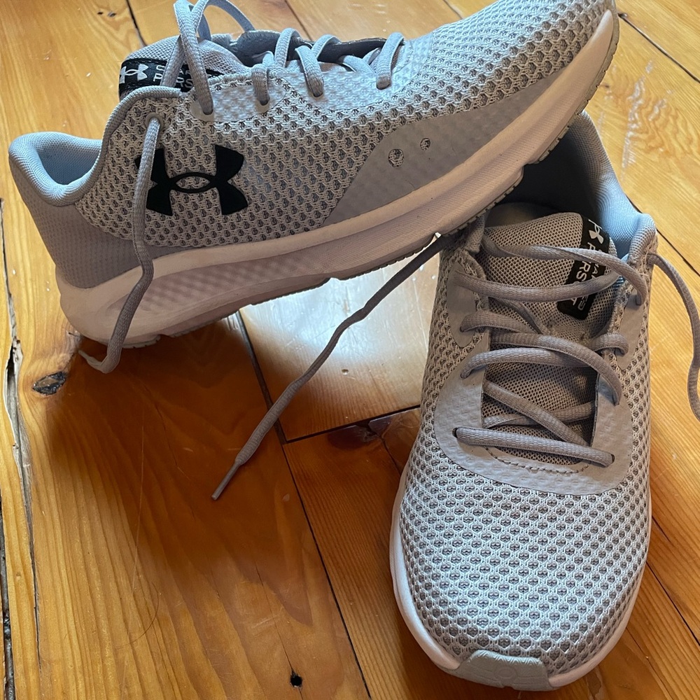 Under Armor Charged Pursuit 3